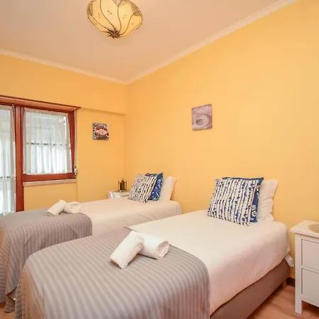 Cozy And Family Apartment Lisbona Esterno foto